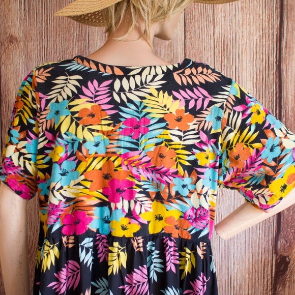 Meet your Posher, Cathy - Picture 1 of 8